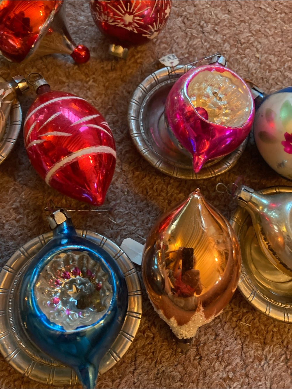 Vintage antique Mercury glass indent reflector Christmas ornaments 12 - Picture 4 of 10